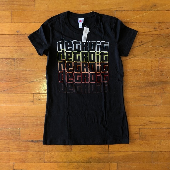 Black Detroit Graphic Tee - Picture 1 of 4